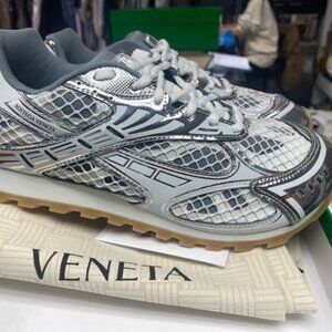 BOTTEGA VENETA Women's White and Silver Sneakers